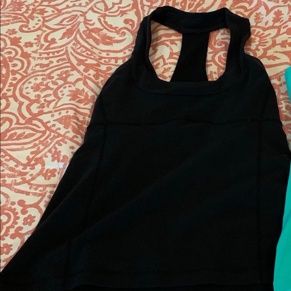 Lululemon top